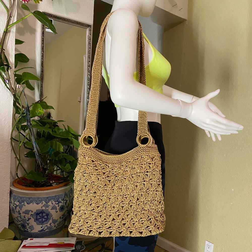 This beautiful hand bag.